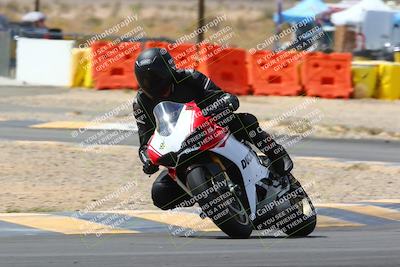 media/Apr-09-2022-SoCal Trackdays (Sat) [[c9e19a26ab]]/Turn 2 (1140am)/